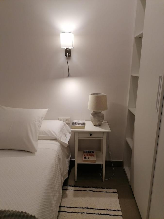 Apartamentos Madreselva Fernan Perez Ngoại thất bức ảnh