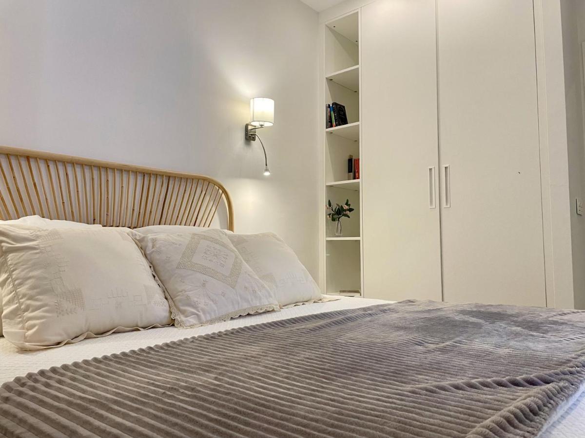 Apartamentos Madreselva Fernan Perez Ngoại thất bức ảnh